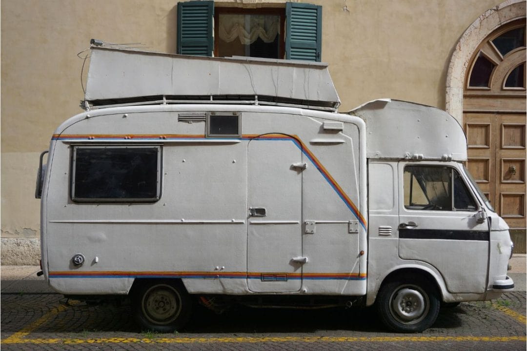 Garage camping-car