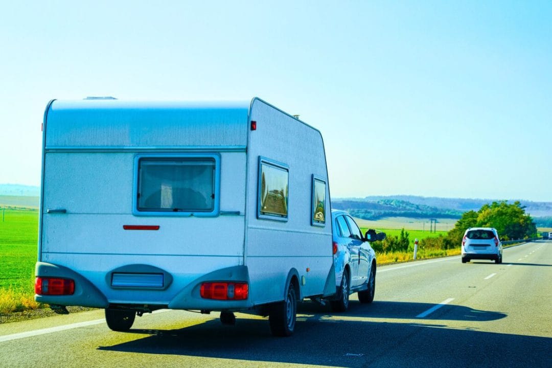 Passer du camping-car à la caravane