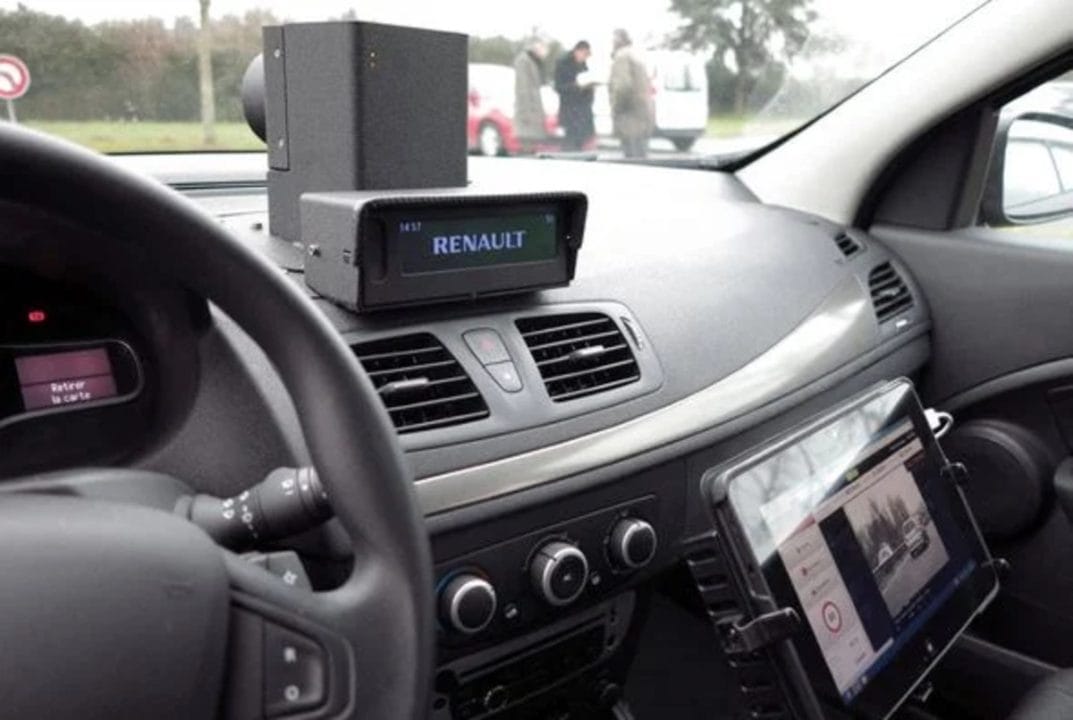 Identifier voitures-radars