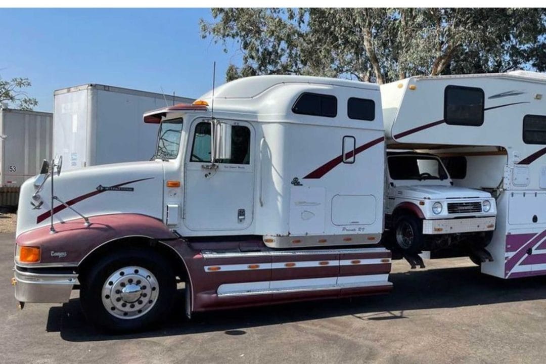 Mi-camion, mi-camping-car