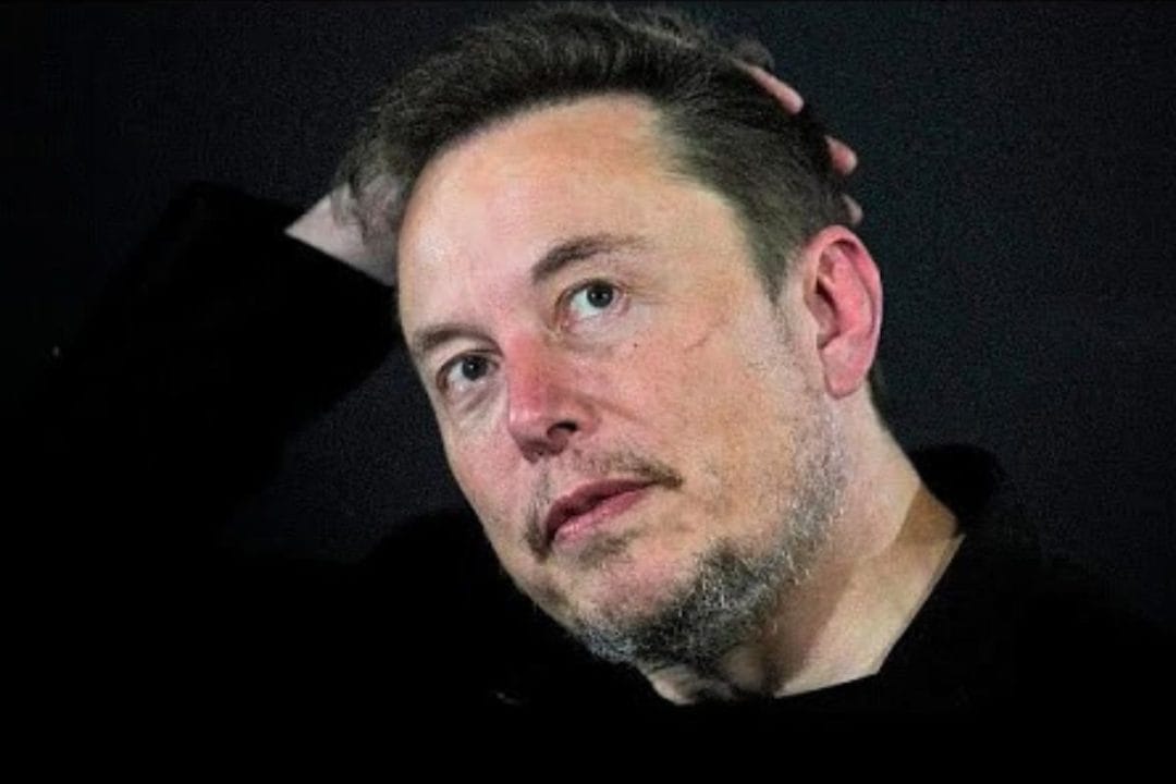 Elon Musk prête 67 M$ à un couple pour une maison