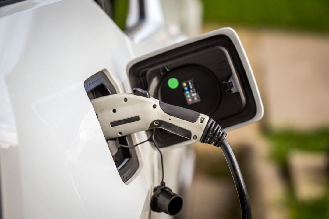 Ils abandonnent la voiture électrique